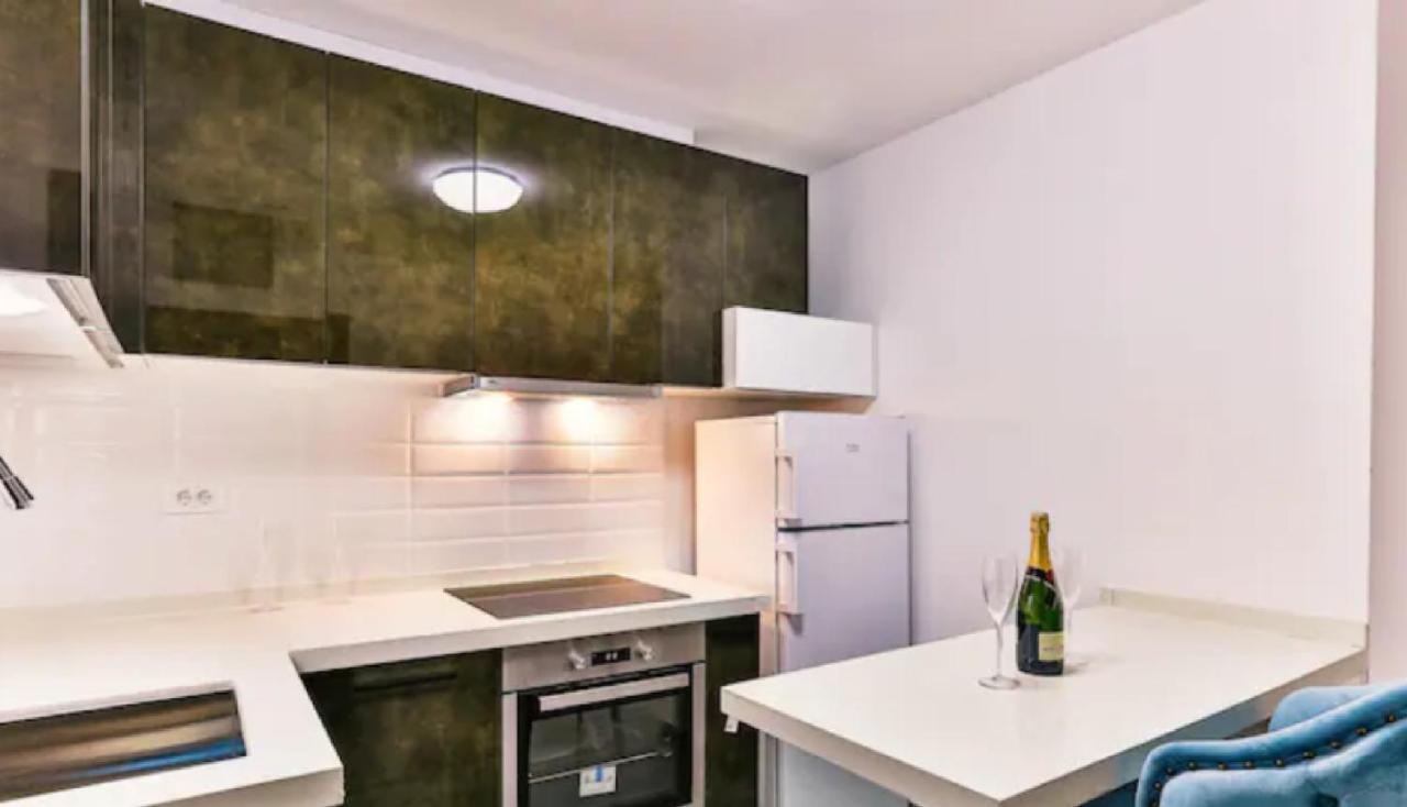 Planet Apartments Бар Экстерьер фото